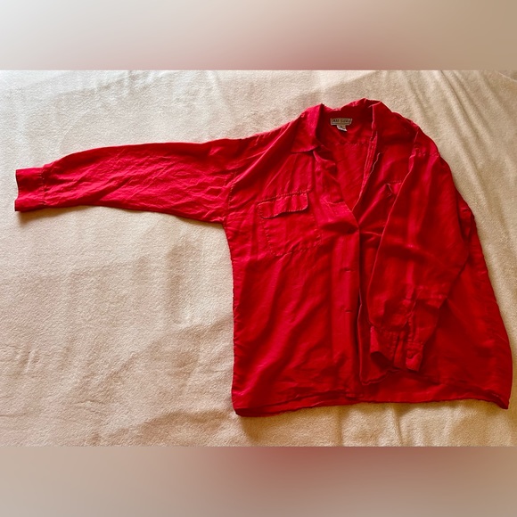 All Silks red button down shirt. Size large - Picture 3 of 3